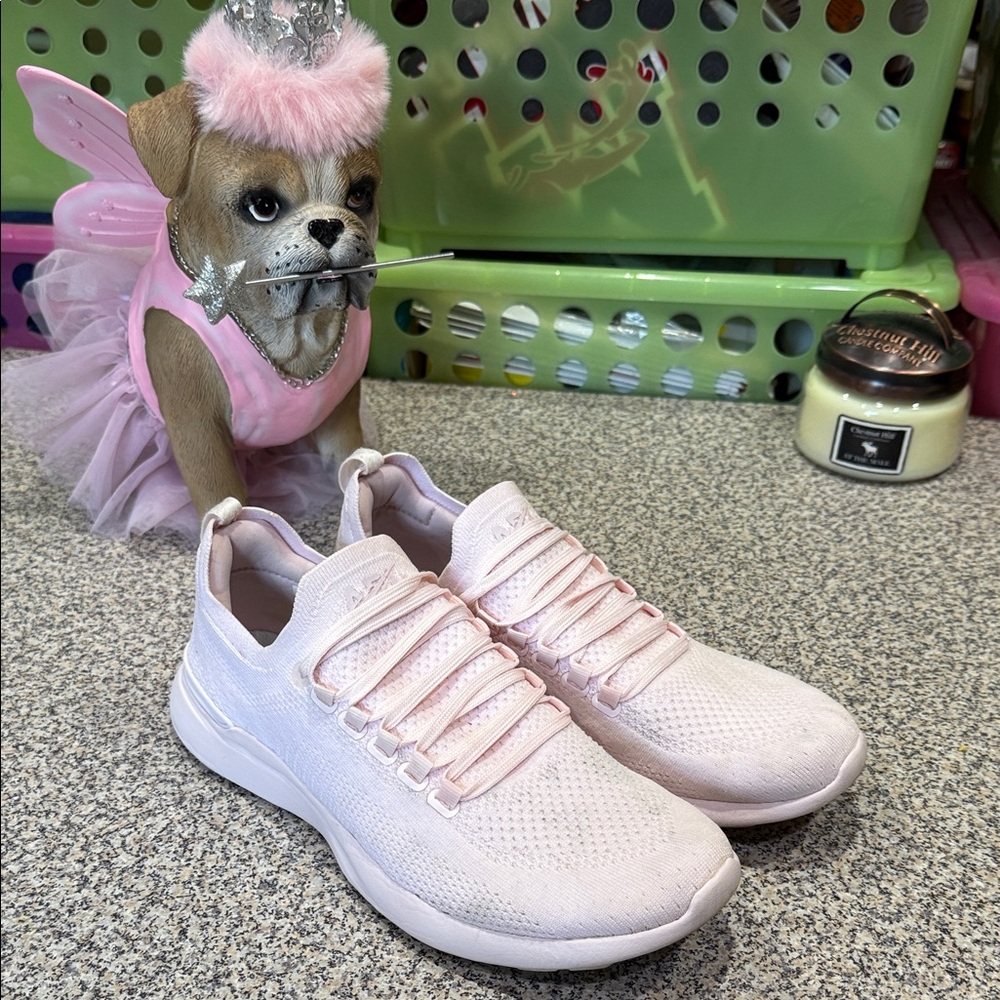 APL Sz W8.5 TechLoom Breeze shoes